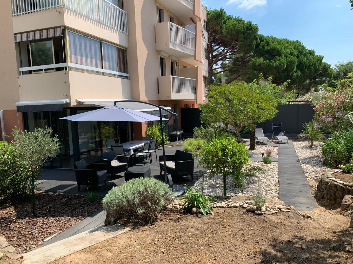 Apartament Les Enganes Fréjus Zewnętrze zdjęcie