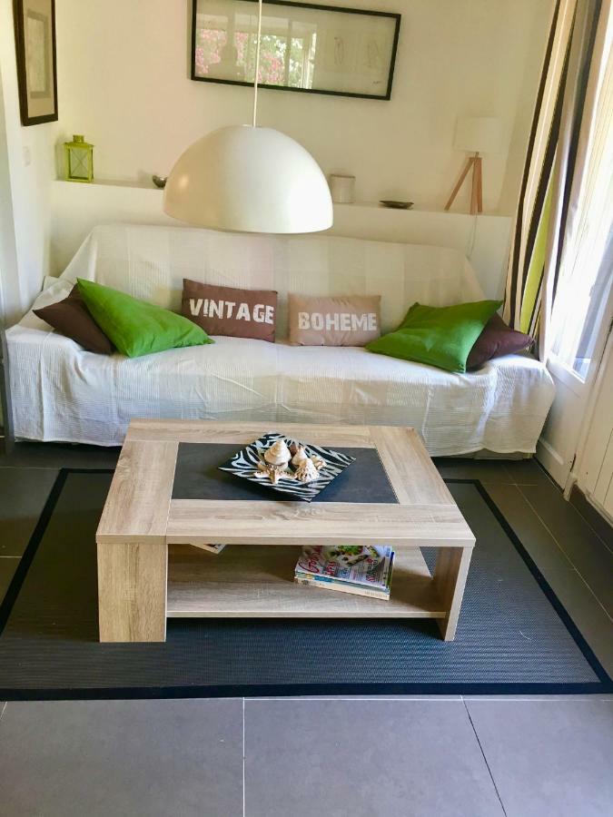 Apartament Les Enganes Fréjus Zewnętrze zdjęcie