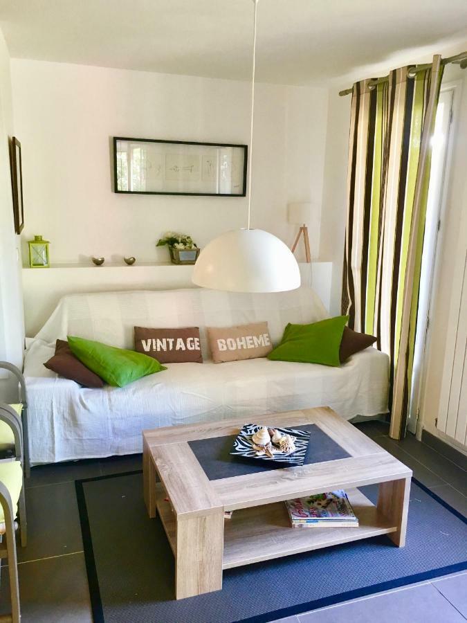 Apartament Les Enganes Fréjus Zewnętrze zdjęcie